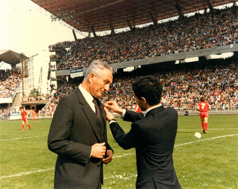 1982