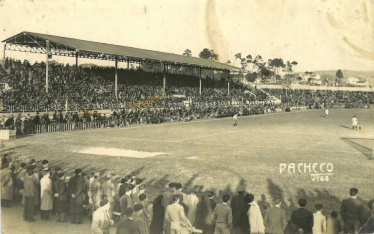1945