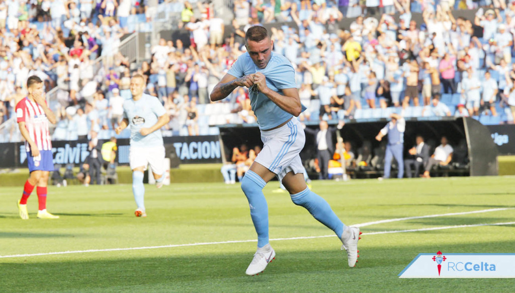 iago-aspas-escudo-celebracion-gol-balaidos-celta-vigo-atletico-madrid-liga-2018-2019.jpg