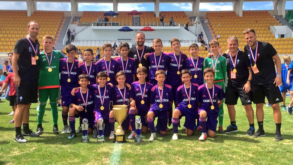 infantil-b-celta-vigo-corea-sur-gyeongju-campeones.jpg