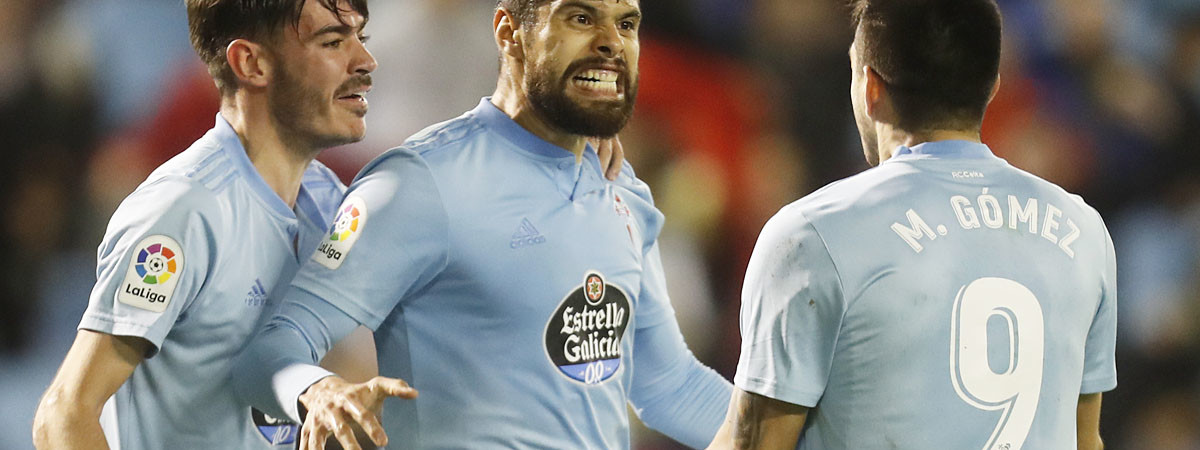 nestor-araujo-jozabed-sanchez-maxi-gomez-celta-vigo-abanca-balaidos-liga-temporada-2018-2019.jpg