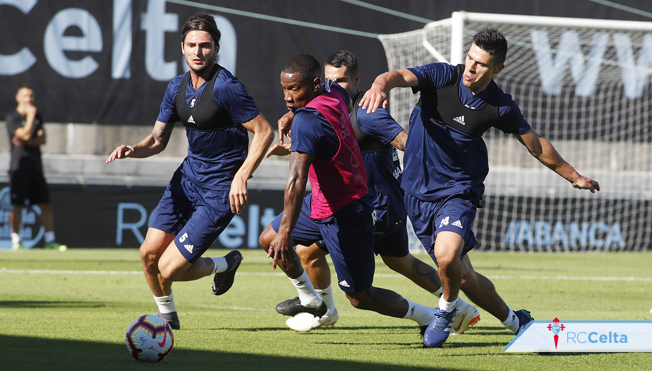 okay-beauvue-roncaglia-entrenamiento-celta-vigo-portonovo.jpg