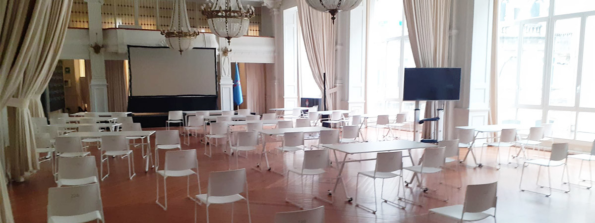 salon-regio-preparado-partido-villarreal-120620.jpg