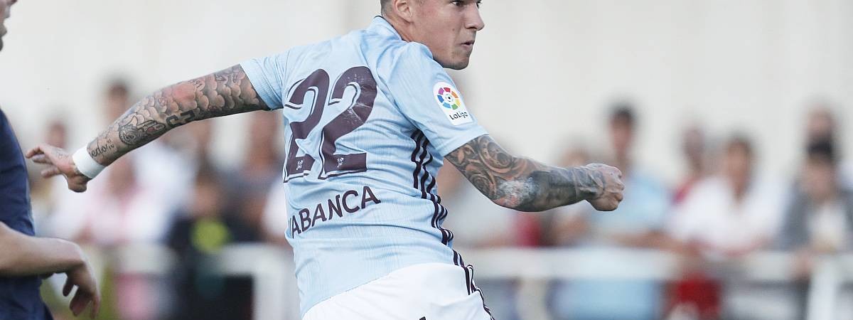 santi-mina-remate-cabeza-celta-lugo-pretemporada-portonovo-2019.jpg